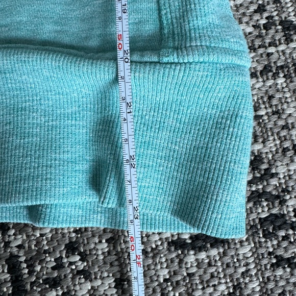 Lululemon Scuba Sweater - Picture 6 of 8